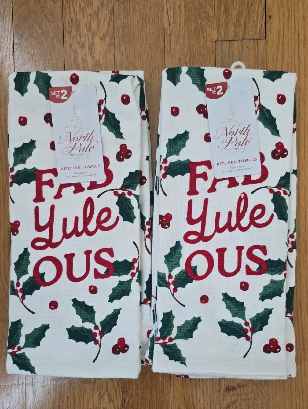 NORTH POLE TRADING CO BRAND HOLIDAY CHRISTMAS KITCHEN TOWELS BUNDLE OF 4